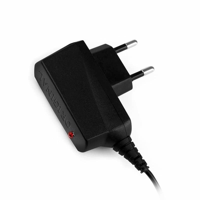Incarcator casa cu fir MaxPower, conector MicroUSB, 0.5A, negru — principală