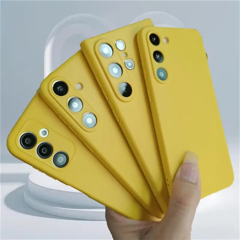 Husa Samsung Galaxy S24 Ultra, Luxury Silicone, catifea in interior, protectie camere, galbena — varianta 2
