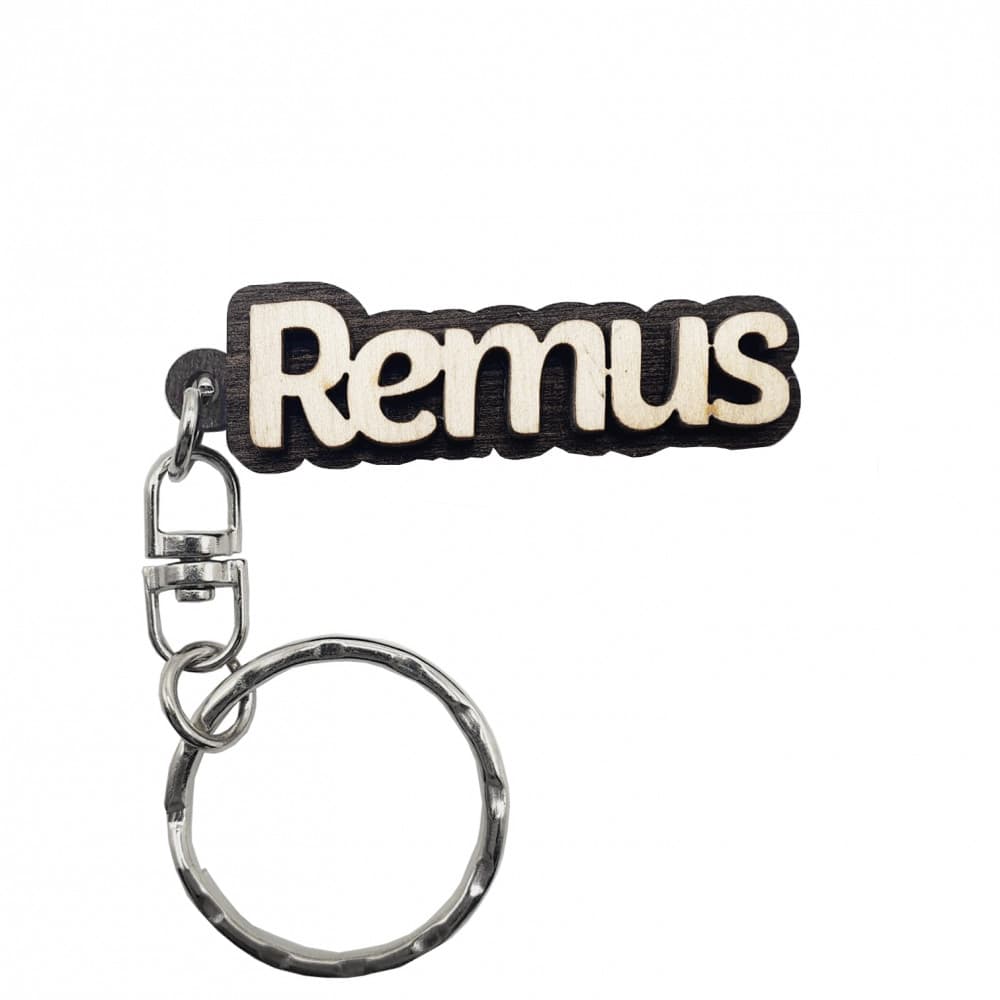 Breloc din lemn, nume "Remus" — principală