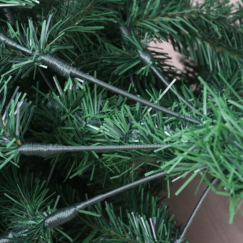 Brad artificial de Craciun, 120 cm, 240 ramuri/varfuri, plastic, interior/exterior, verde, suport inclus — 5