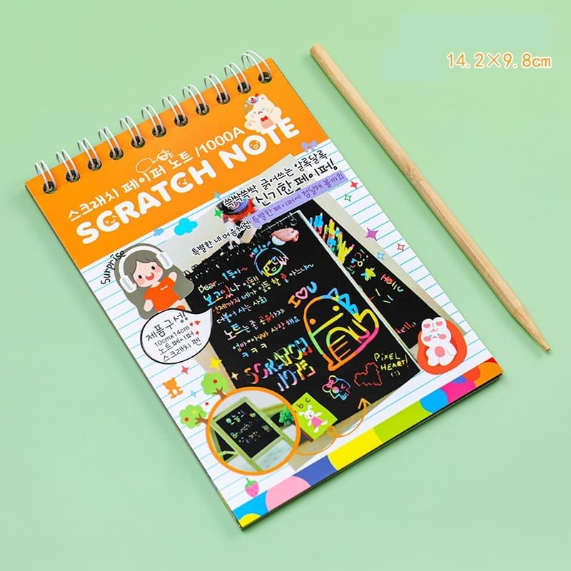 Caiet cu 10 fise razuibile DIY Magic Scratch, 14 x 10 cm, curcubeu, creion lemn, cartonase negre, portocaliu — varianta 2