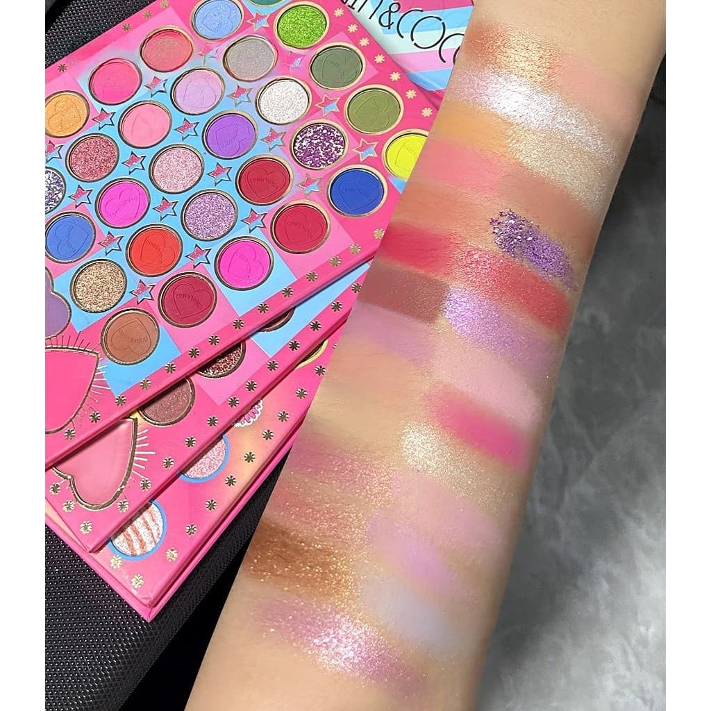 Trusa de Machiaj KEVIN & COCO, Mean Girl Heart, fard de pleoape, Iluminator, blush cremos, 96 culori, 21 x 15.7 x 2.4 cm — varianta 4
