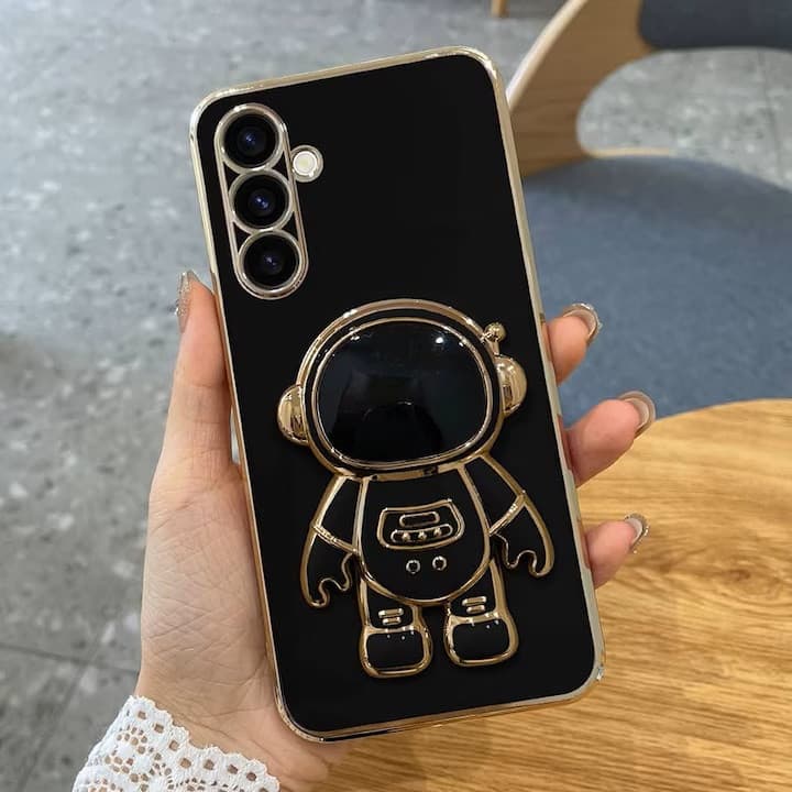 Husa Samsung Galaxy A15, Astronaut Case, protectie camera, functie stand expunere, neagra — varianta 2