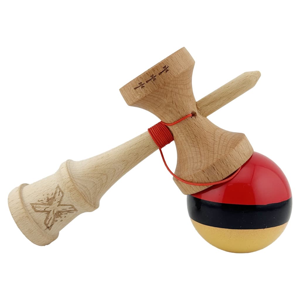 Jucarie lemn Kendama X, Super Sticky, cupe mari V2, gaura in basecup, rulment, ata rezerva, rosu/negru/galben — varianta 4