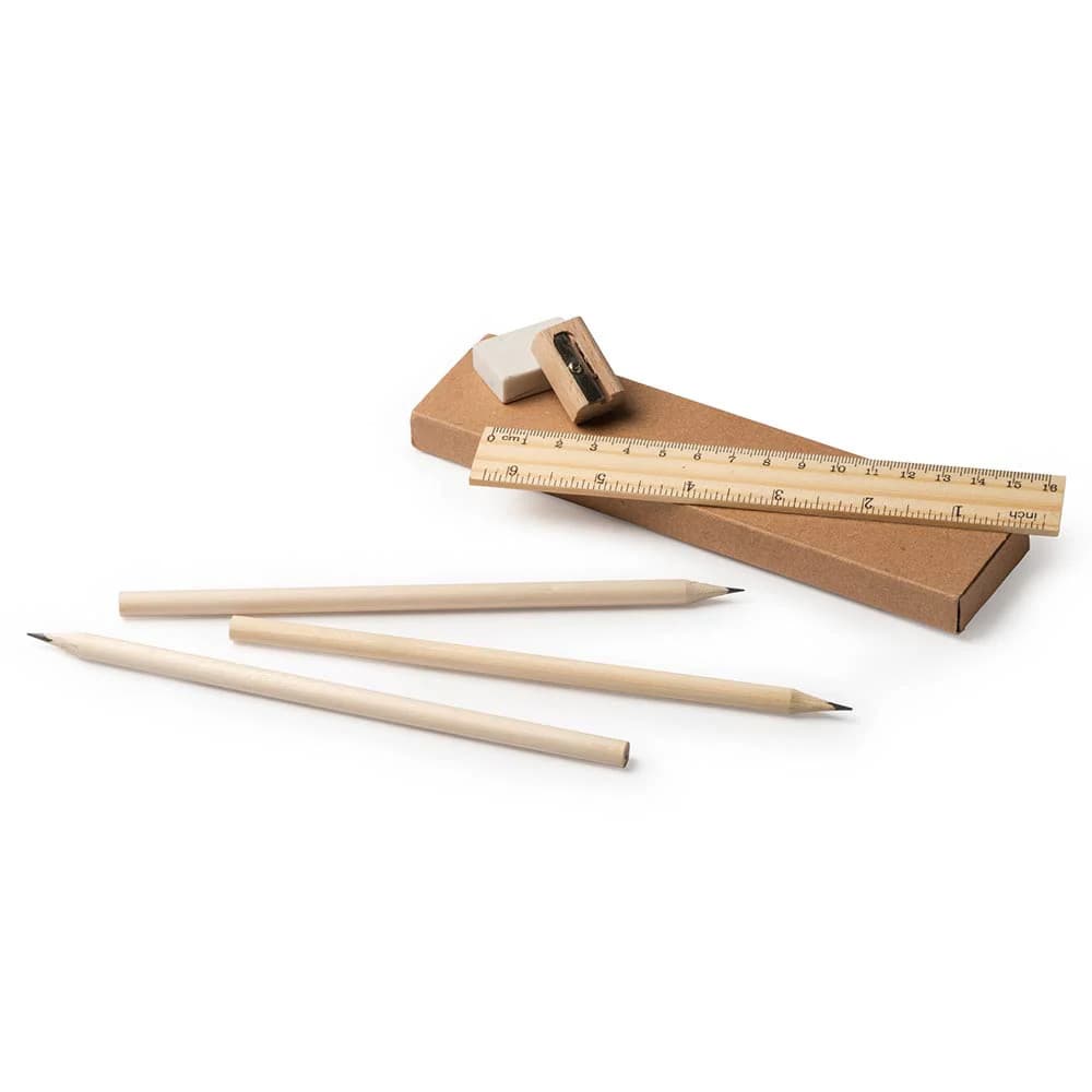 Set scoala din lemn, creioane, rigla, ascutitoare — varianta 3