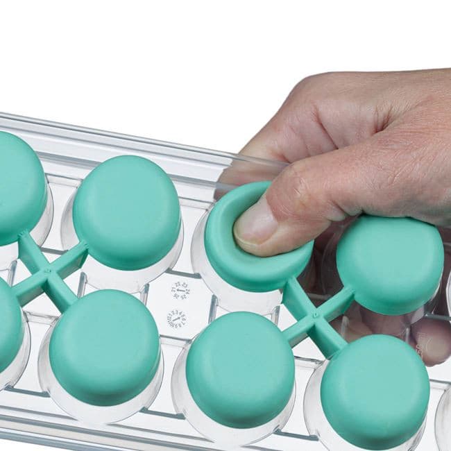 Cutie din silicon pentru cuburi de gheata verde, capac din plastic transparent, 12 compartimente — varianta 3