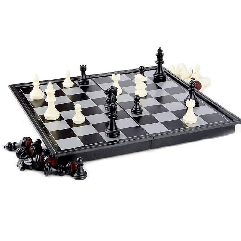 Joc de sah cu 32 piese, magnetic, tabla de joc 32x32 cm 3