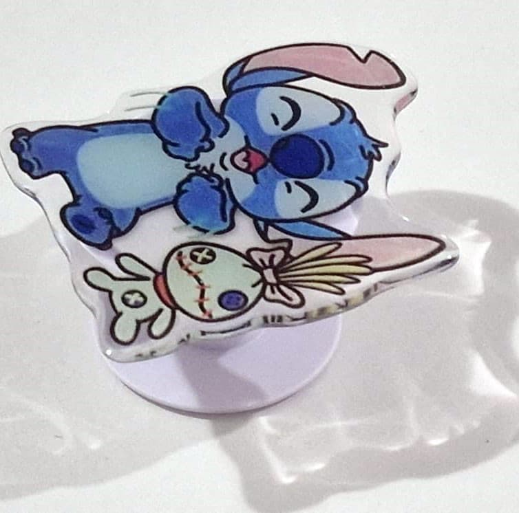 Suport telefon mobil tip popsocket, model Stitch si prietenul lui 2