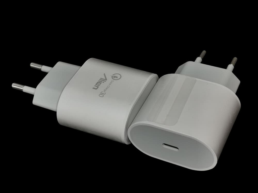 Incarcator telefon Alien, port Type-C / PD, Qualcomm 3.0 Fast Charger, alb 3
