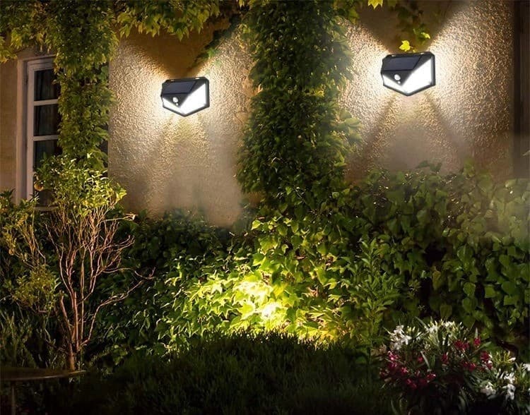 Lampa de exterior cu incarcare solara BK-100, senzor de miscare, unghi de 270 de grade, neagra 2