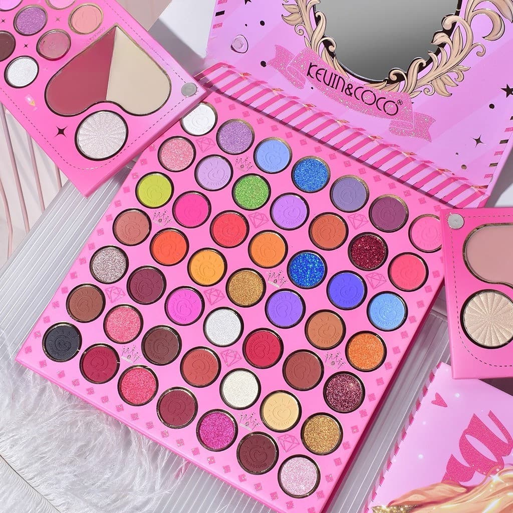 Trusa de machiaj KEVIN & COCO, Princess Palette, fard de pleoape, iluminator, corector, ruj, 79 culori, 19.7 x 20 x 2 cm 3