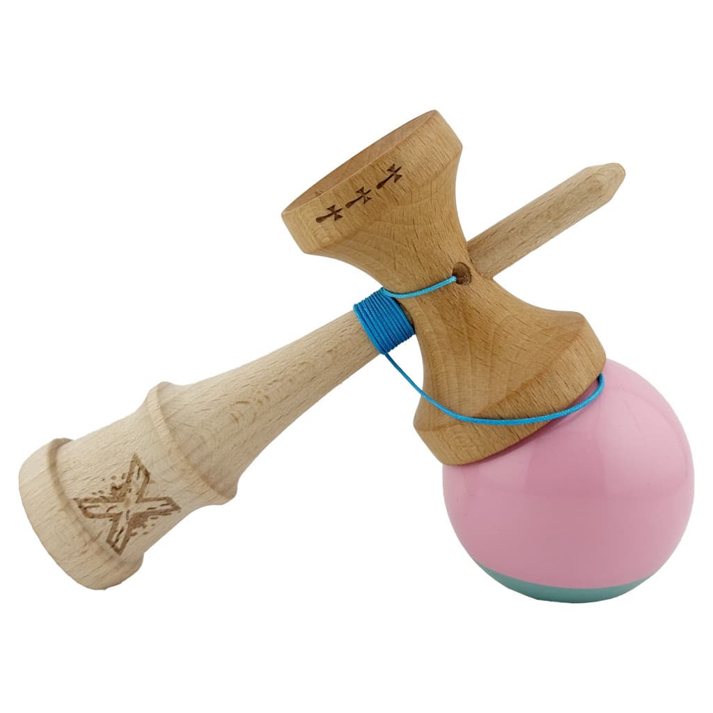 Jucarie lemn Kendama X, Super Sticky, cupe mari V2, gaura in basecup, rulment, ata rezerva, roz/verde — 4
